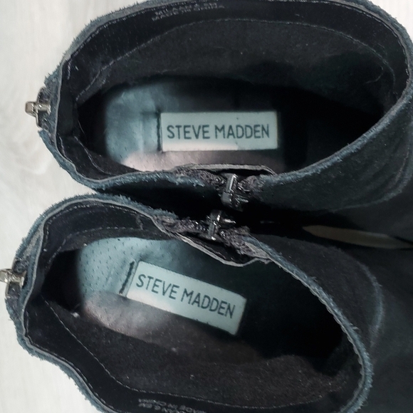 Steve Madden Women "Like New "Milaan Suede Ankle Heels Booties shoes sz 6.5M - Picture 5 of 12